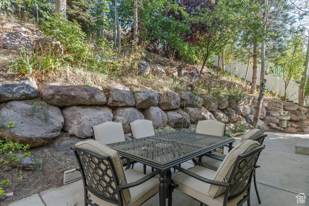 View of patio / terrace with outdoor dining area
