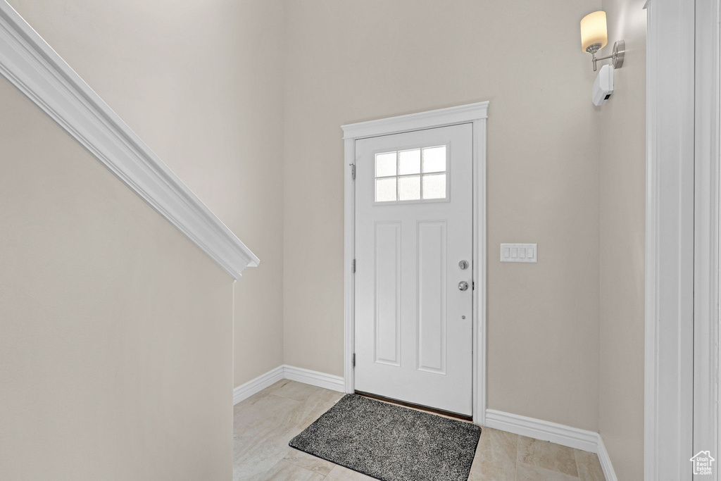 Entryway with baseboards