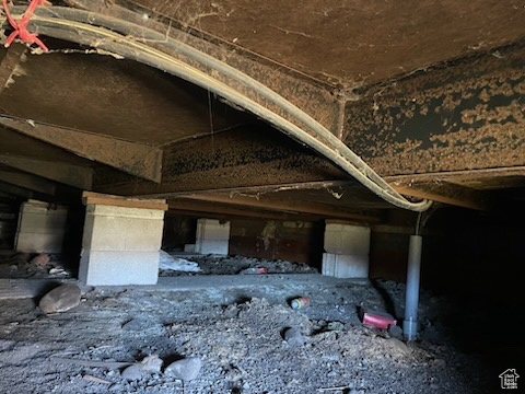 View of inside crawl space