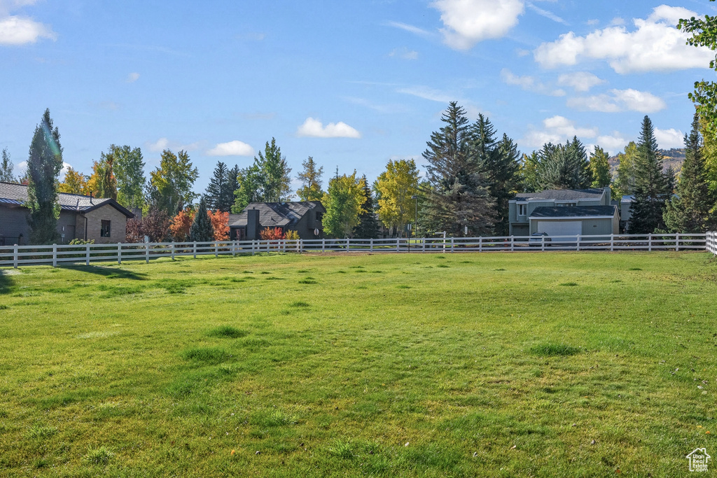View of yard featuring a view of countryside