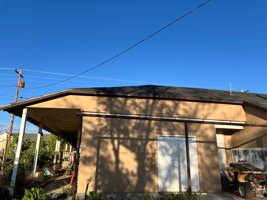 View of property exterior