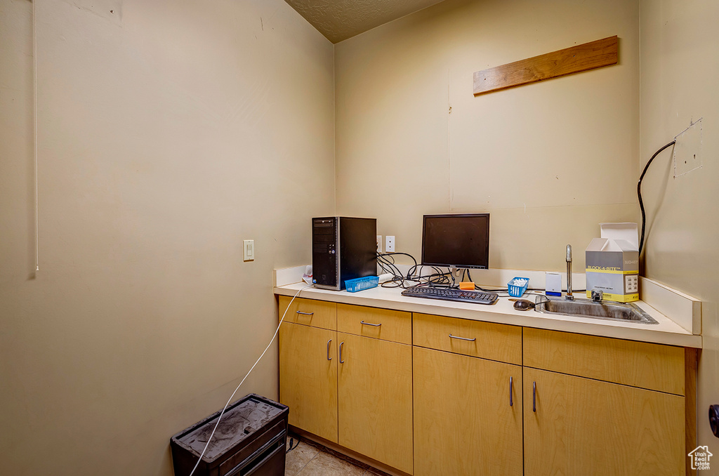 Bathroom with a sink
