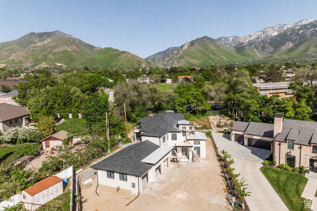 View of mountain background with nearby suburban area