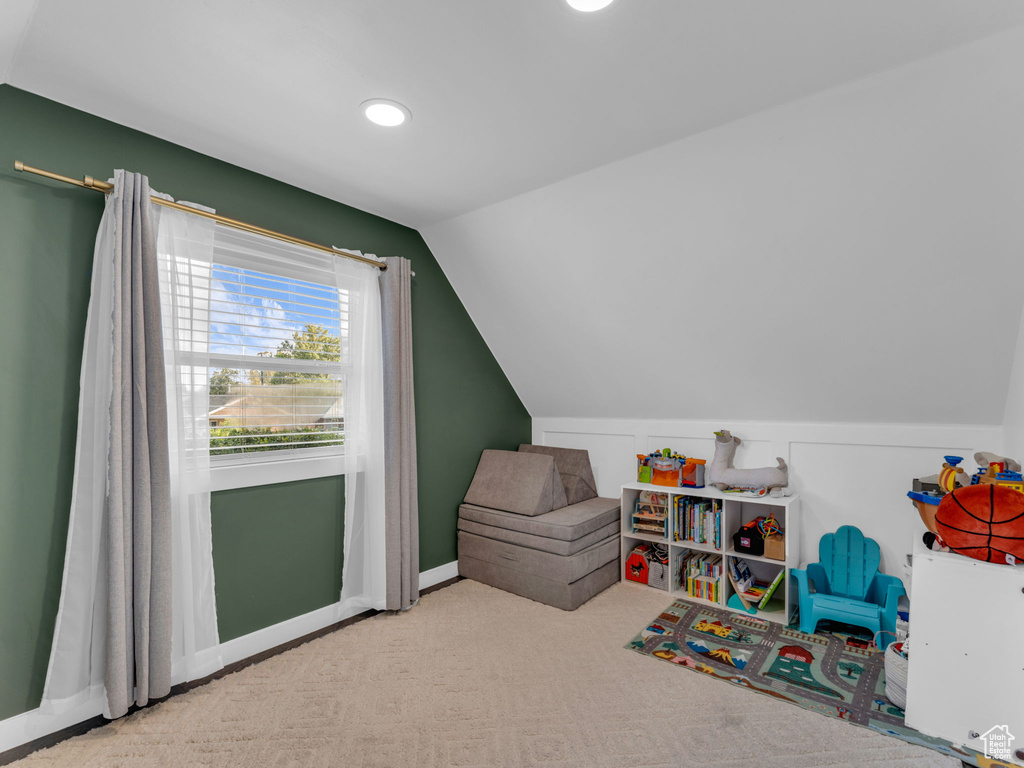 Game room featuring vaulted ceiling, carpet flooring, recessed lighting, and baseboards