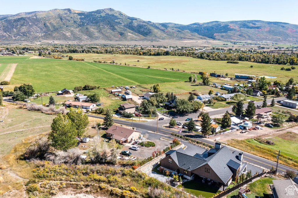 Overview of rural landscape with a mountainous background