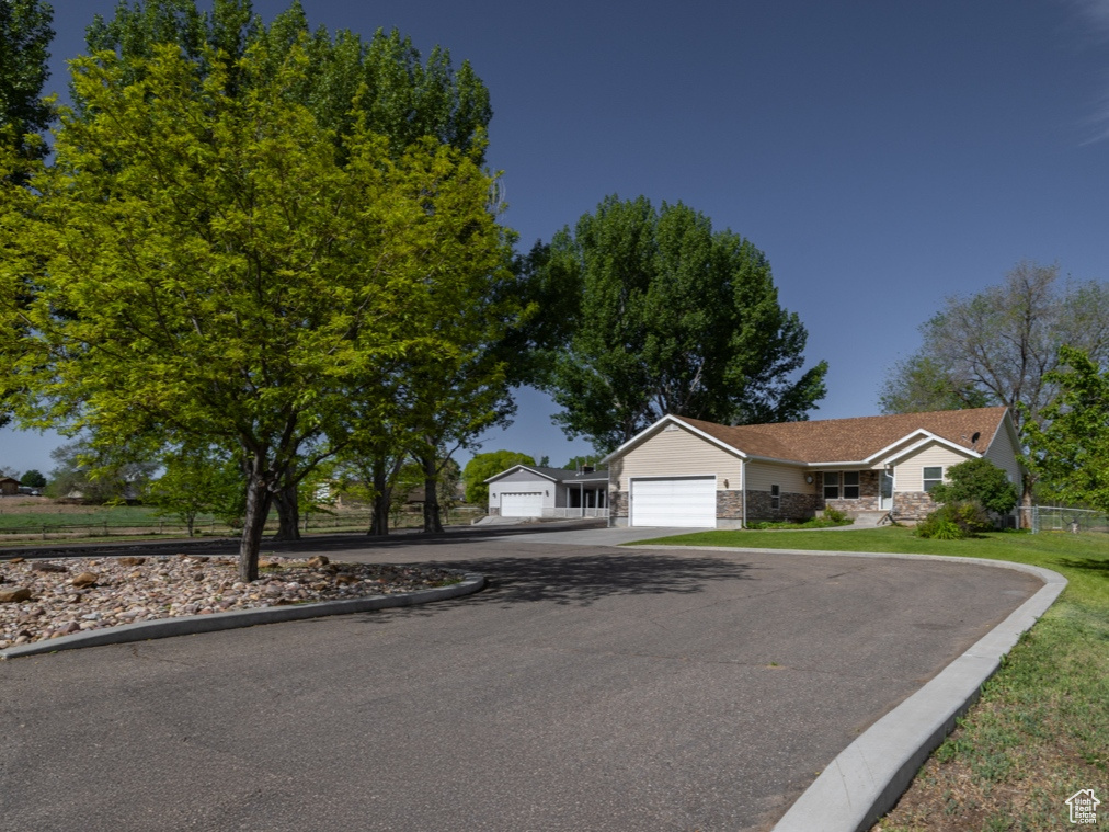 3870 S 2500 E Vernal, UT 84078
