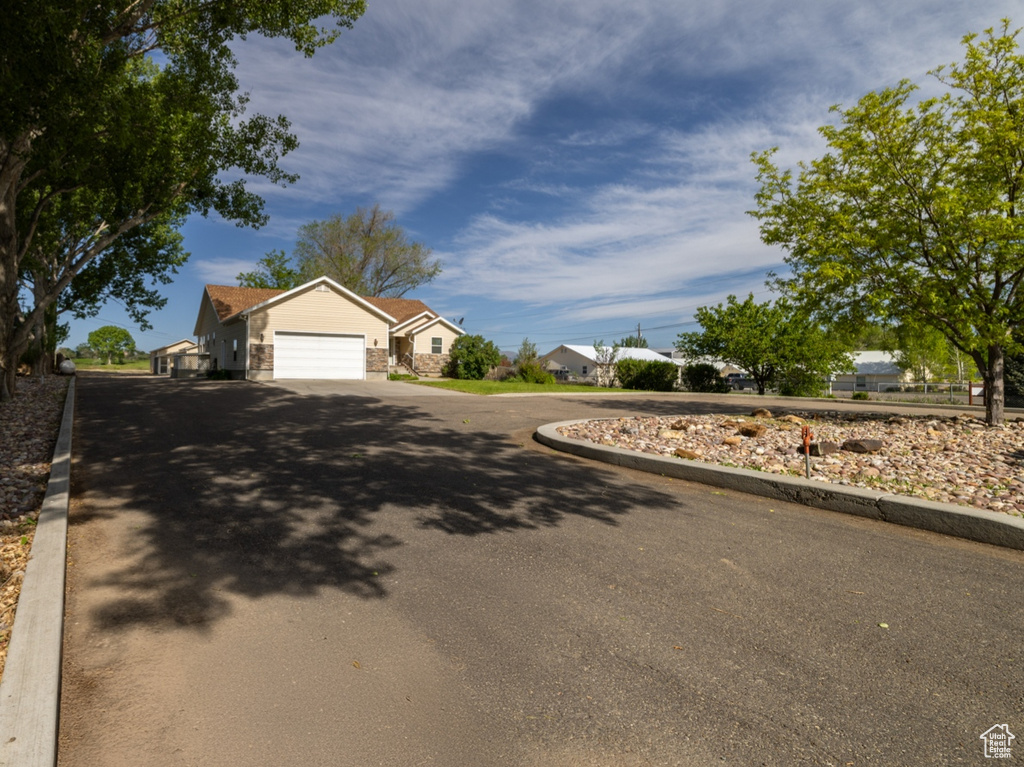 3870 S 2500 E Vernal, UT 84078