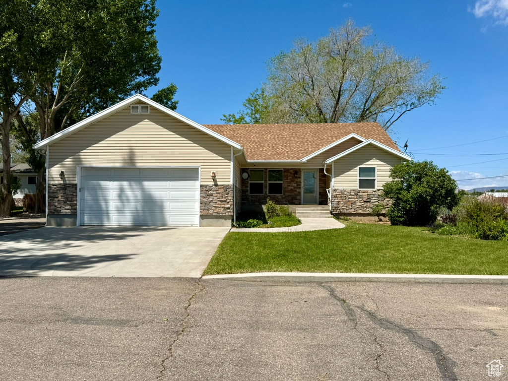 3870 S 2500 E Vernal, UT 84078