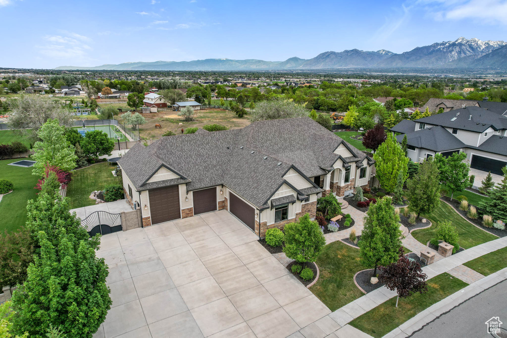 Aerial perspective of suburban area with mountains