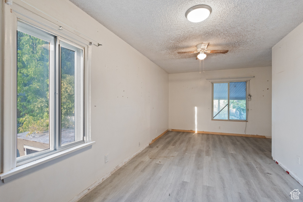 Photo 33 for MLS #2086583 at 142 N Pinehurst Ave