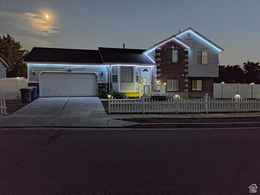 1004 N SIR MICHAEL DR Salt Lake City, UT 84116