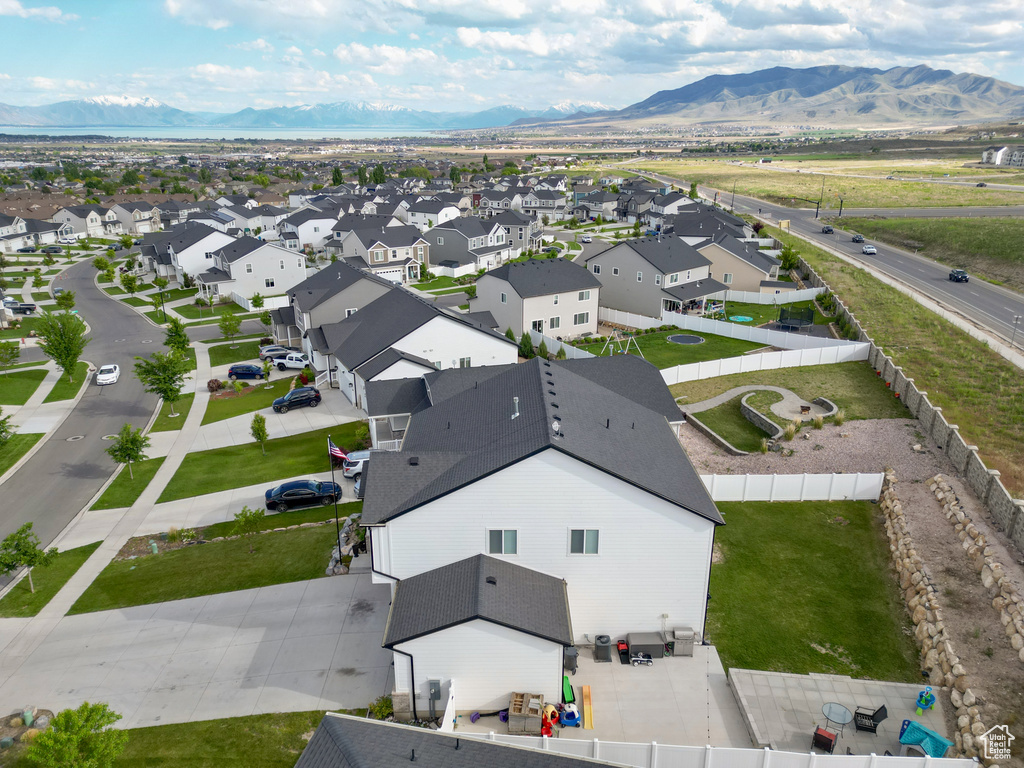 Aerial perspective of suburban area with mountains
