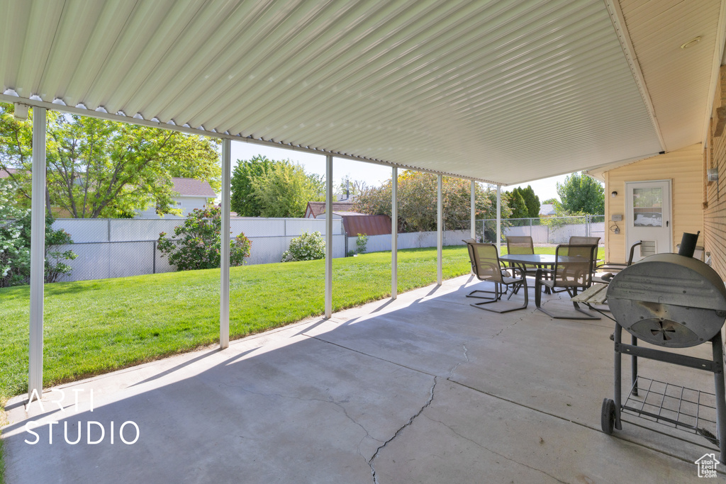 View of patio / terrace featuring outdoor dining area