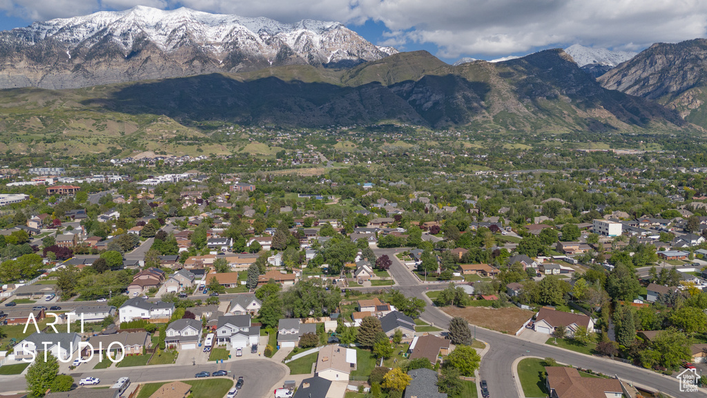 Aerial view of property\\\'s location with mountains