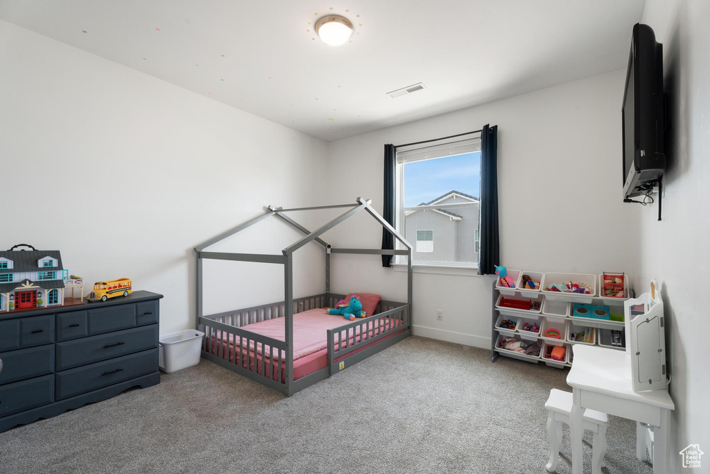 Bedroom with carpet floors