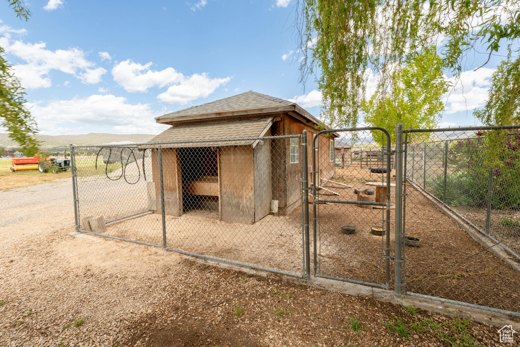 View of outdoor structure with a mountain view