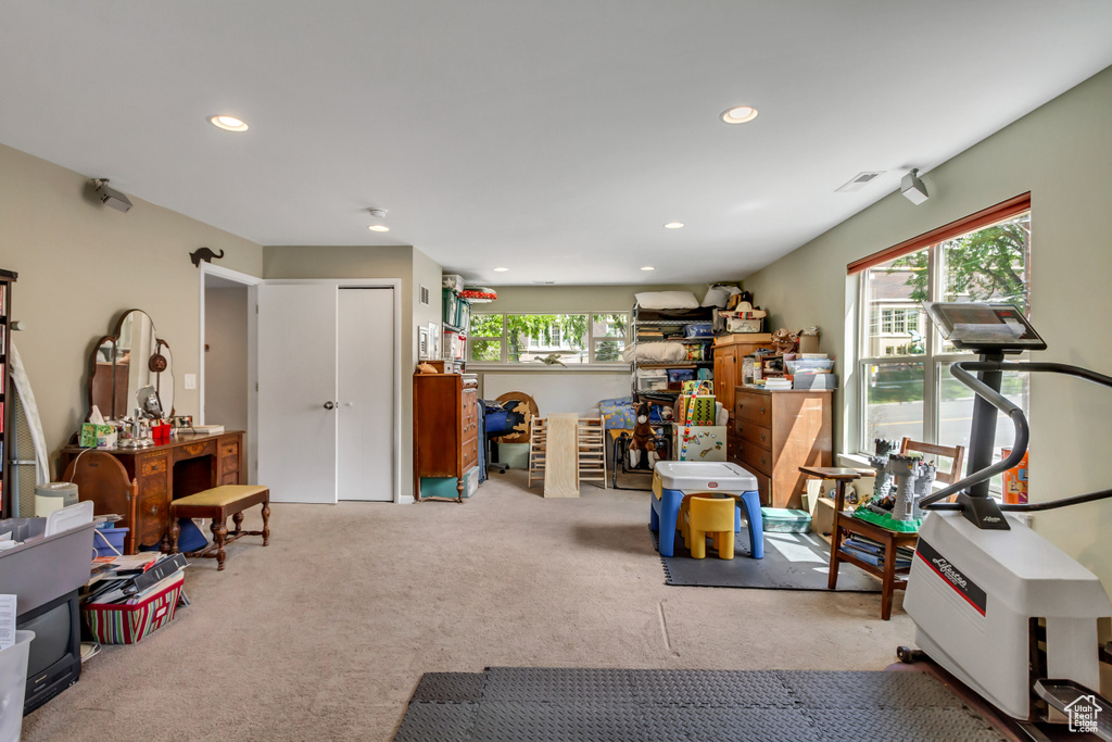 Misc room with recessed lighting and carpet flooring