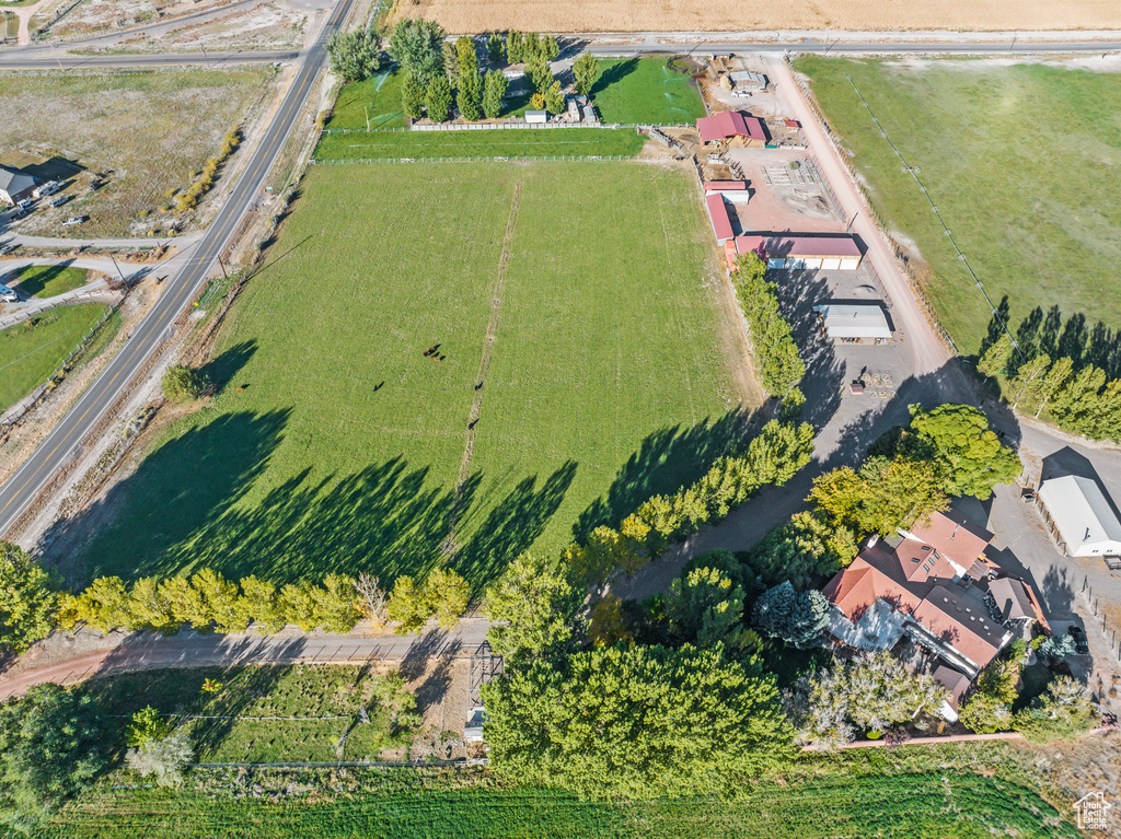 Aerial view of property and surrounding area