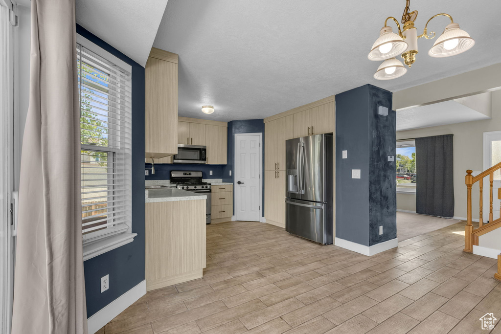 746 COUNTRY CLUB DR Stansbury Park, UT 84074