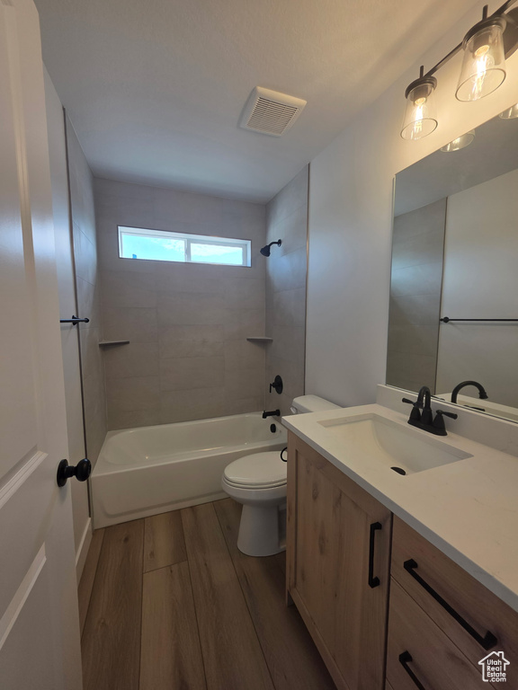 Photo 4 for MLS #2086764 at 382 E Stafford St #126