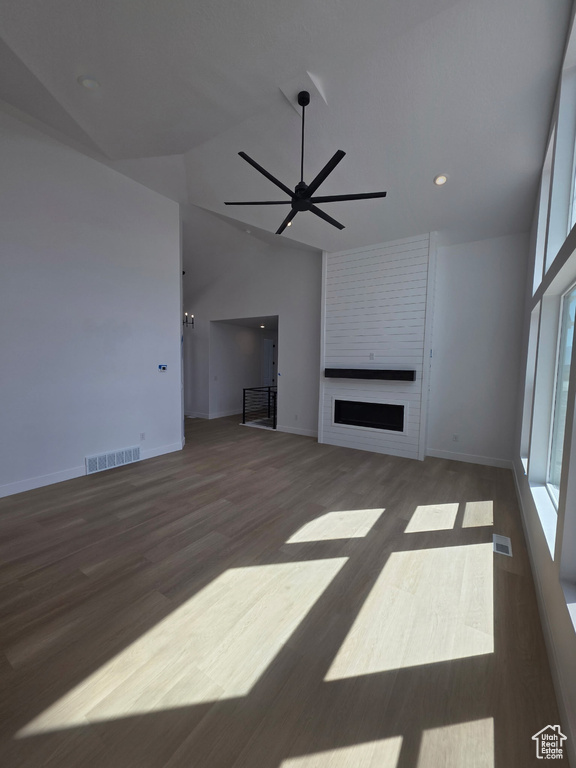 Photo 4 for MLS #2086772 at 368 E Stafford St #127