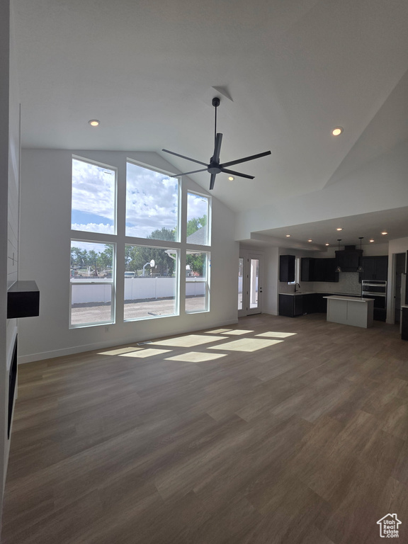 Photo 6 for MLS #2086772 at 368 E Stafford St #127
