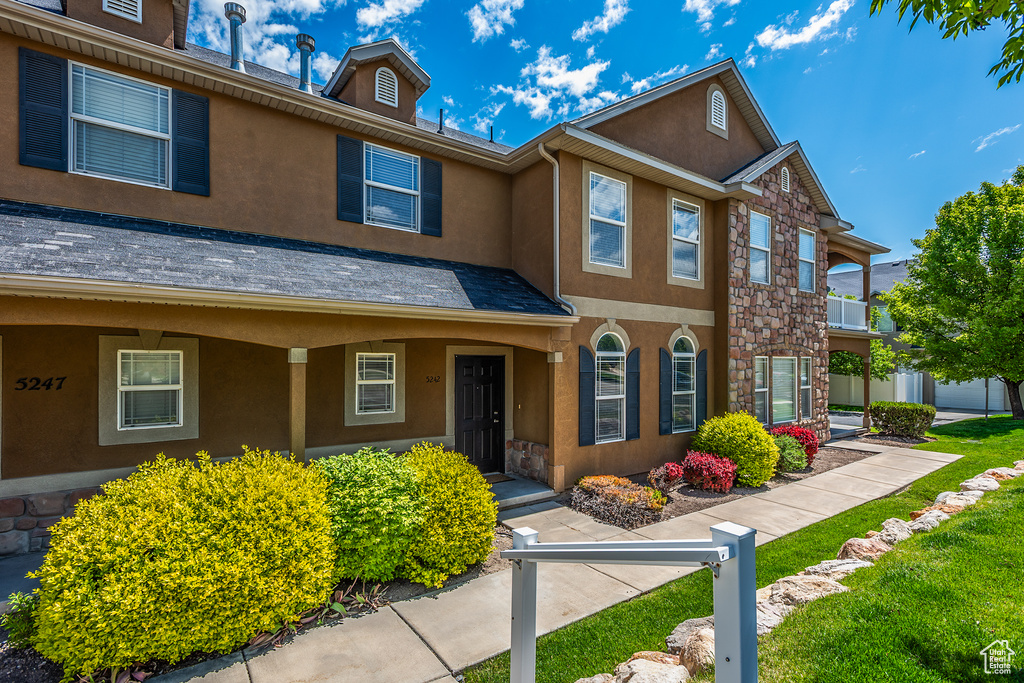 5242 W COOL WATER WAY West Jordan, UT 84081