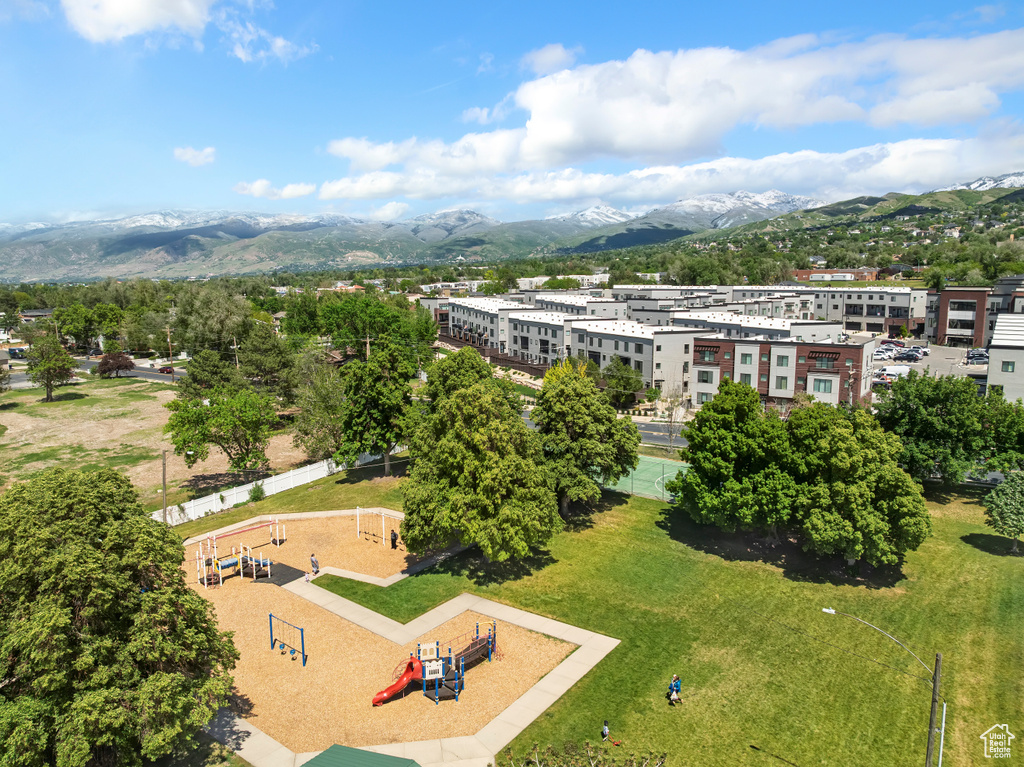 Bird\'s eye view of mountains