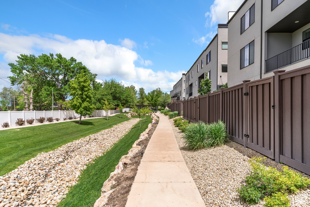 View of home\'s community