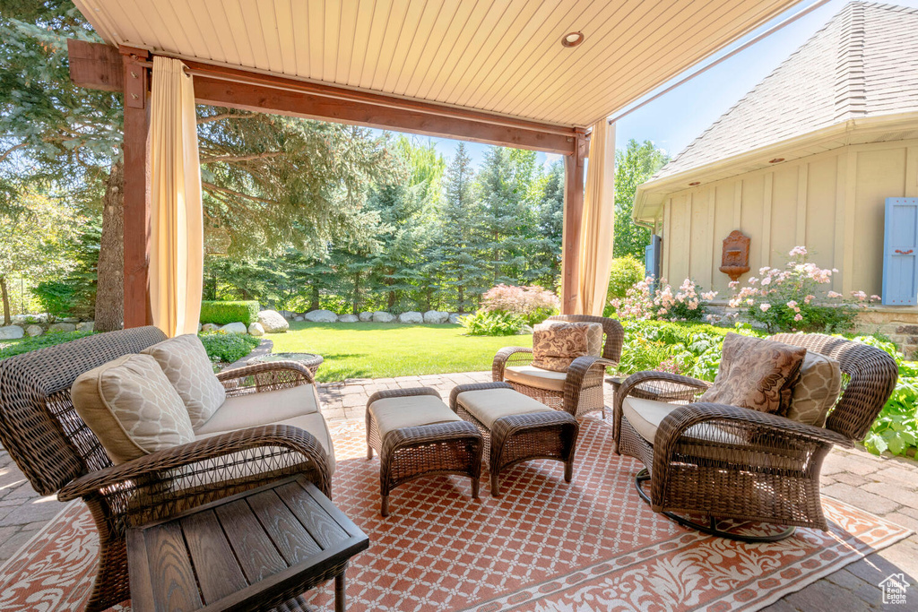 View of patio with outdoor lounge area
