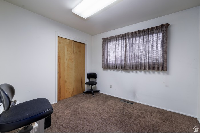 582 N VERNAL AVE AVE Vernal, UT 84078