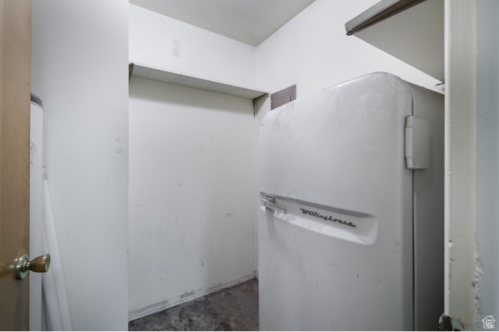 582 N VERNAL AVE AVE Vernal, UT 84078