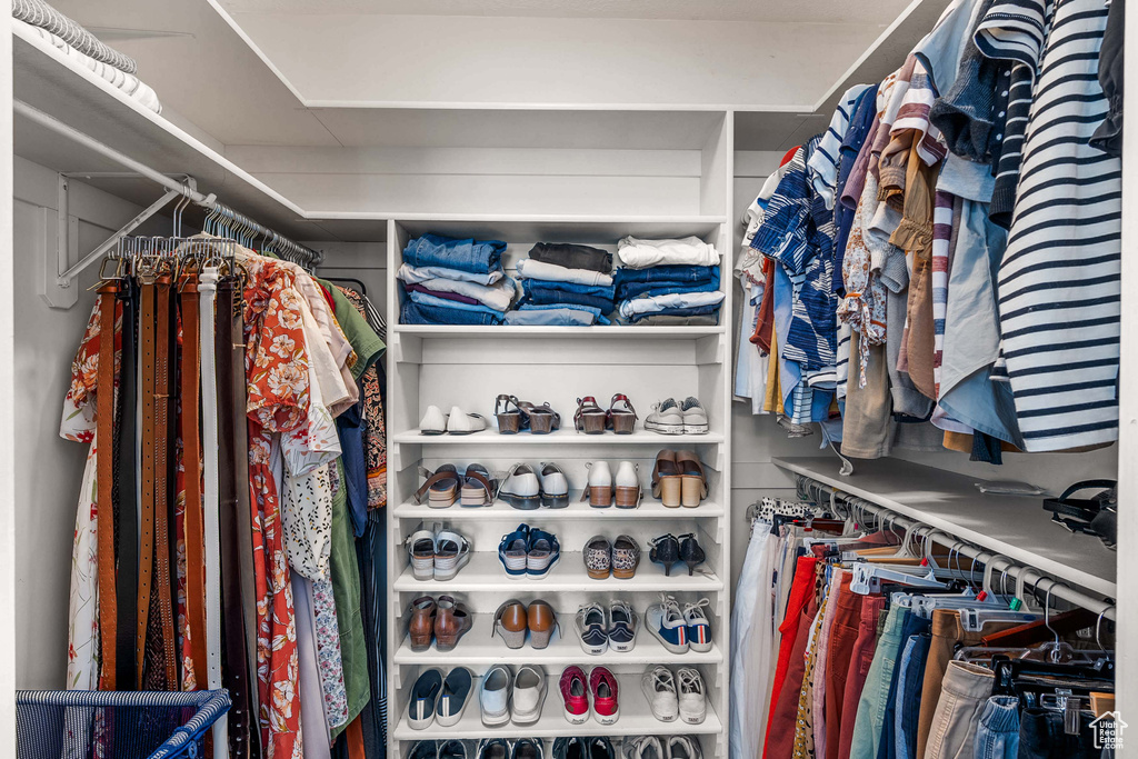View of walk in closet