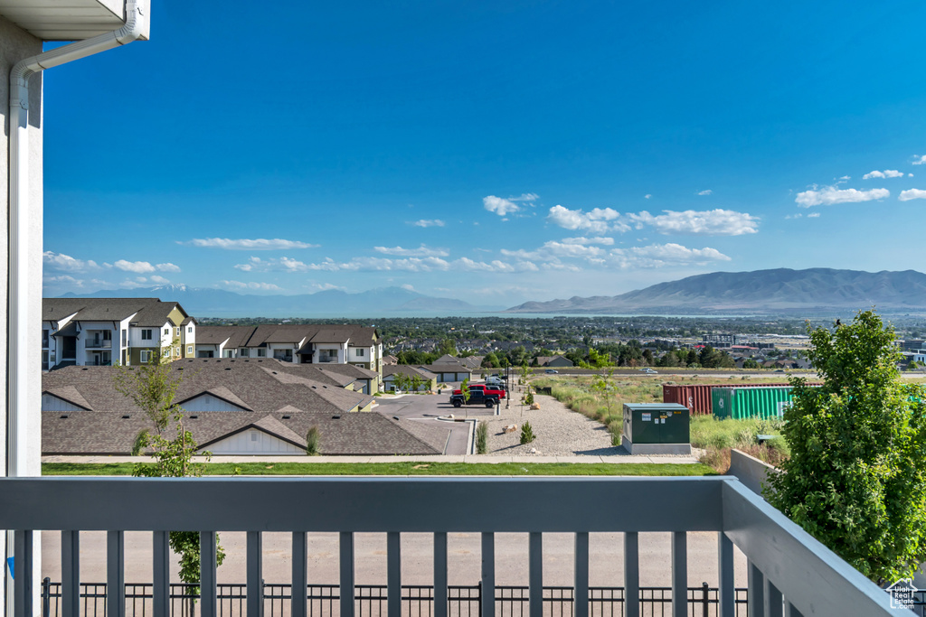 View of mountain background with nearby suburban area