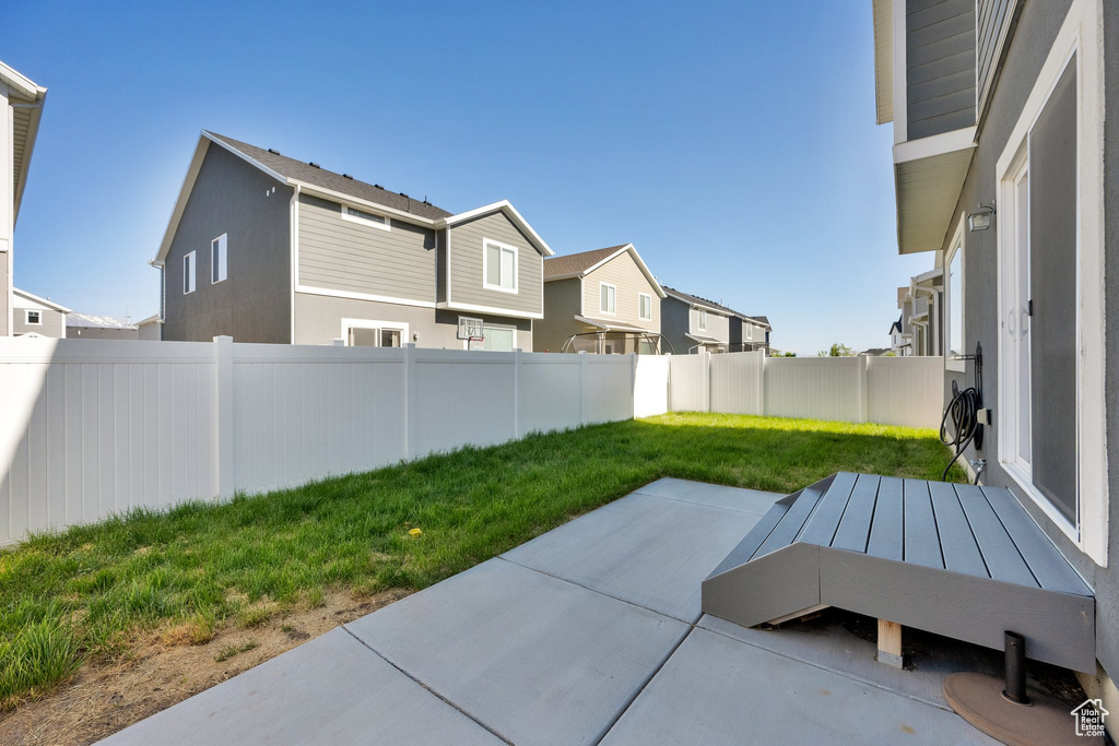 View of patio / terrace with a residential view