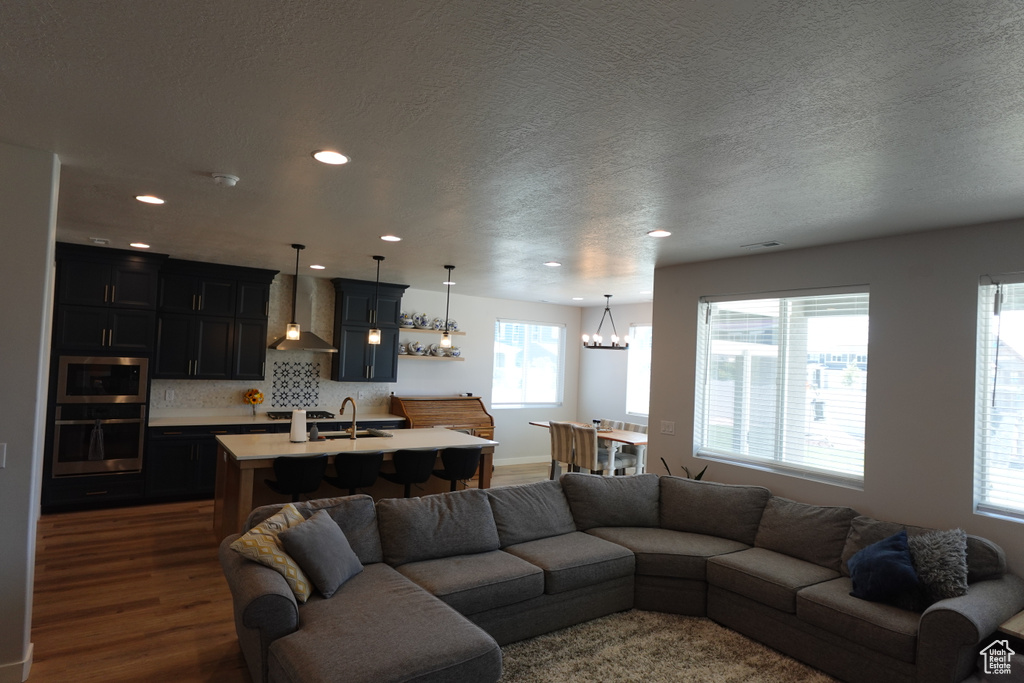 2323 W THOMAS CT Syracuse, UT 84075