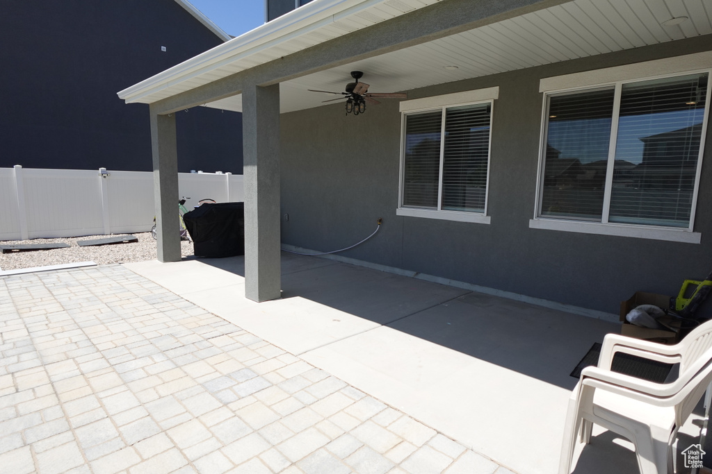 2323 W THOMAS CT Syracuse, UT 84075