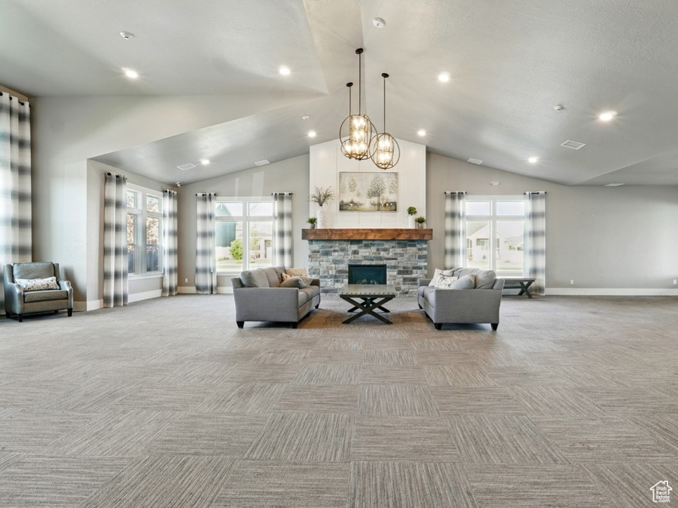 2323 W THOMAS CT Syracuse, UT 84075