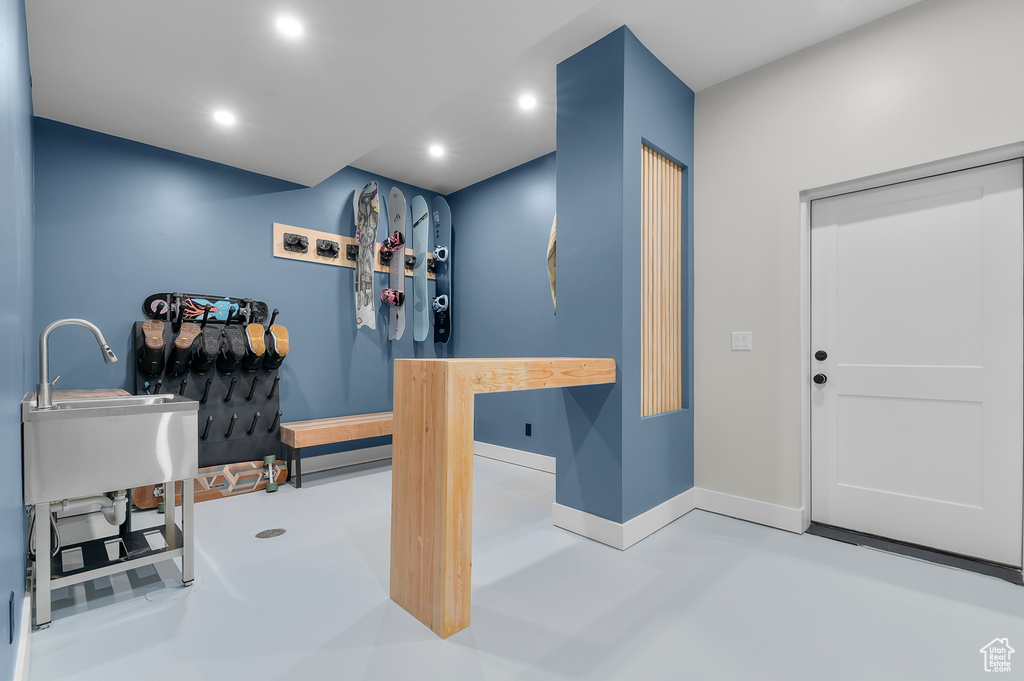 Interior space with recessed lighting and baseboards