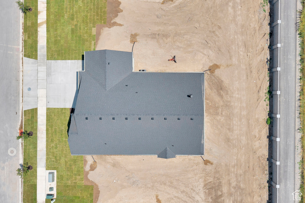 Aerial view of property and surrounding area