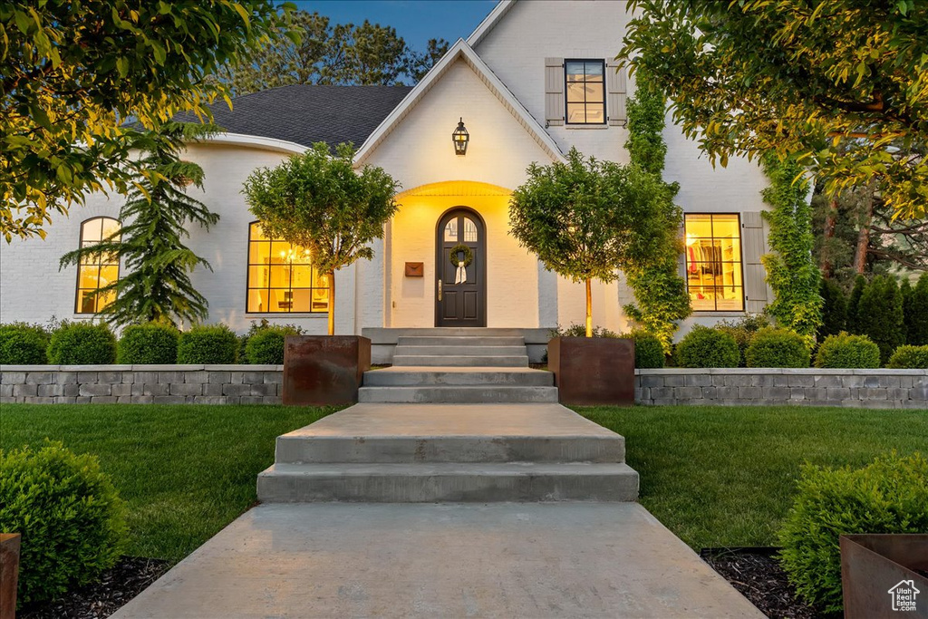 View of front of home with a front lawn