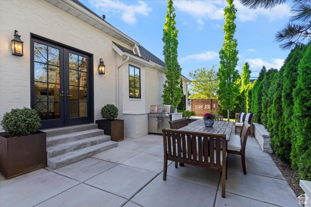 View of patio / terrace with french doors
