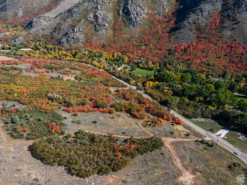 Aerial view of property and surrounding area