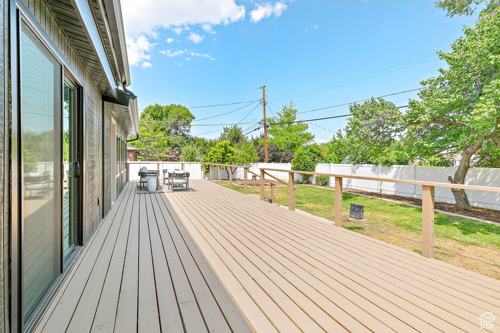 2559 E EVENING STAR DR Holladay, UT 84124