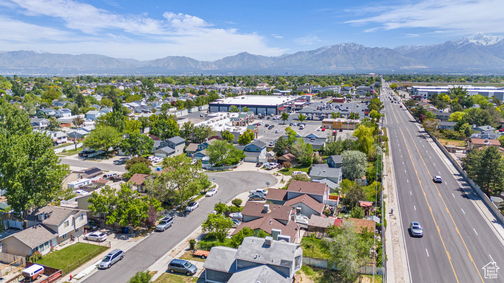 6169 LONGMORE DR Salt Lake City, UT 84118