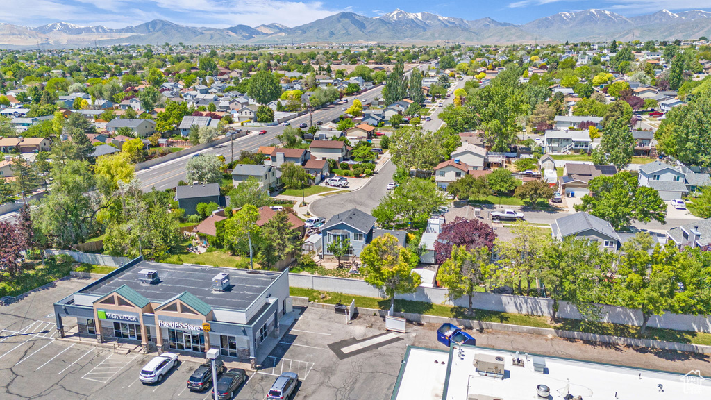 6169 LONGMORE DR Salt Lake City, UT 84118