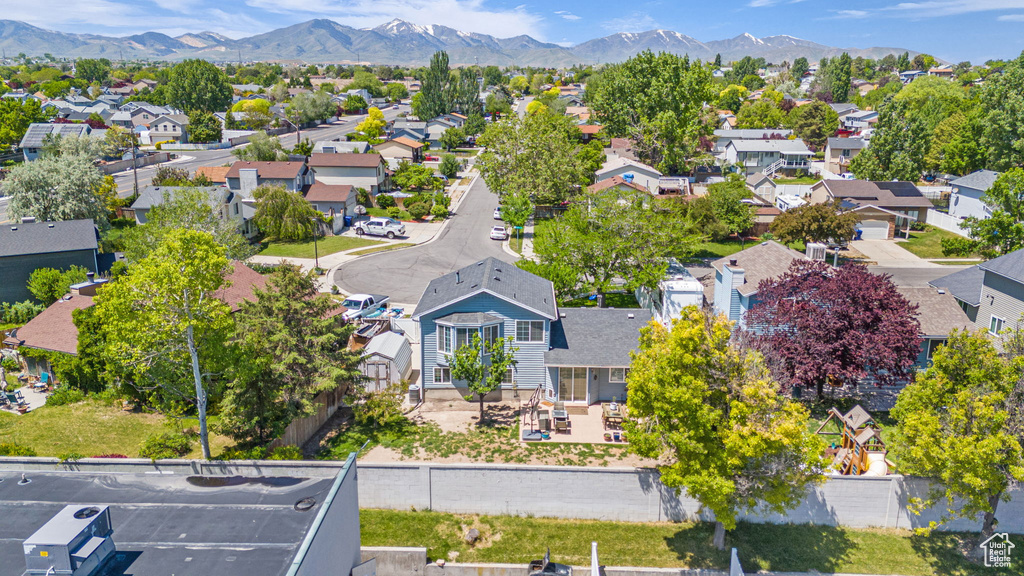 6169 LONGMORE DR Salt Lake City, UT 84118