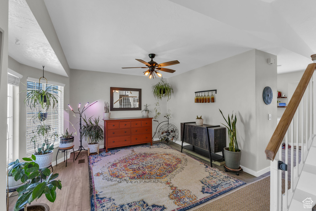 6169 LONGMORE DR Salt Lake City, UT 84118