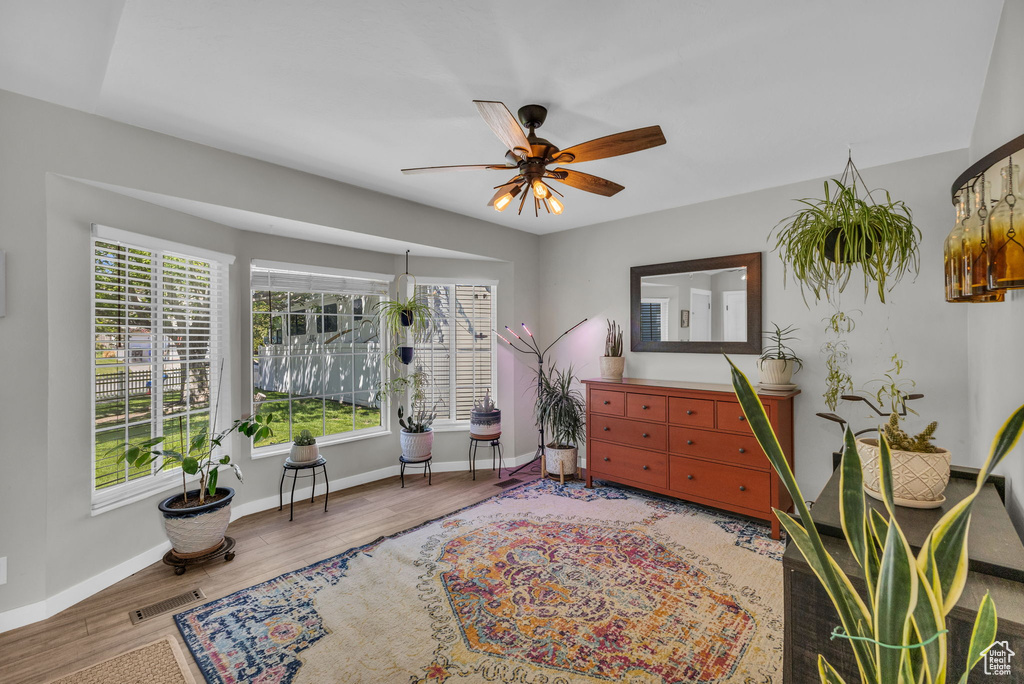 6169 LONGMORE DR Salt Lake City, UT 84118
