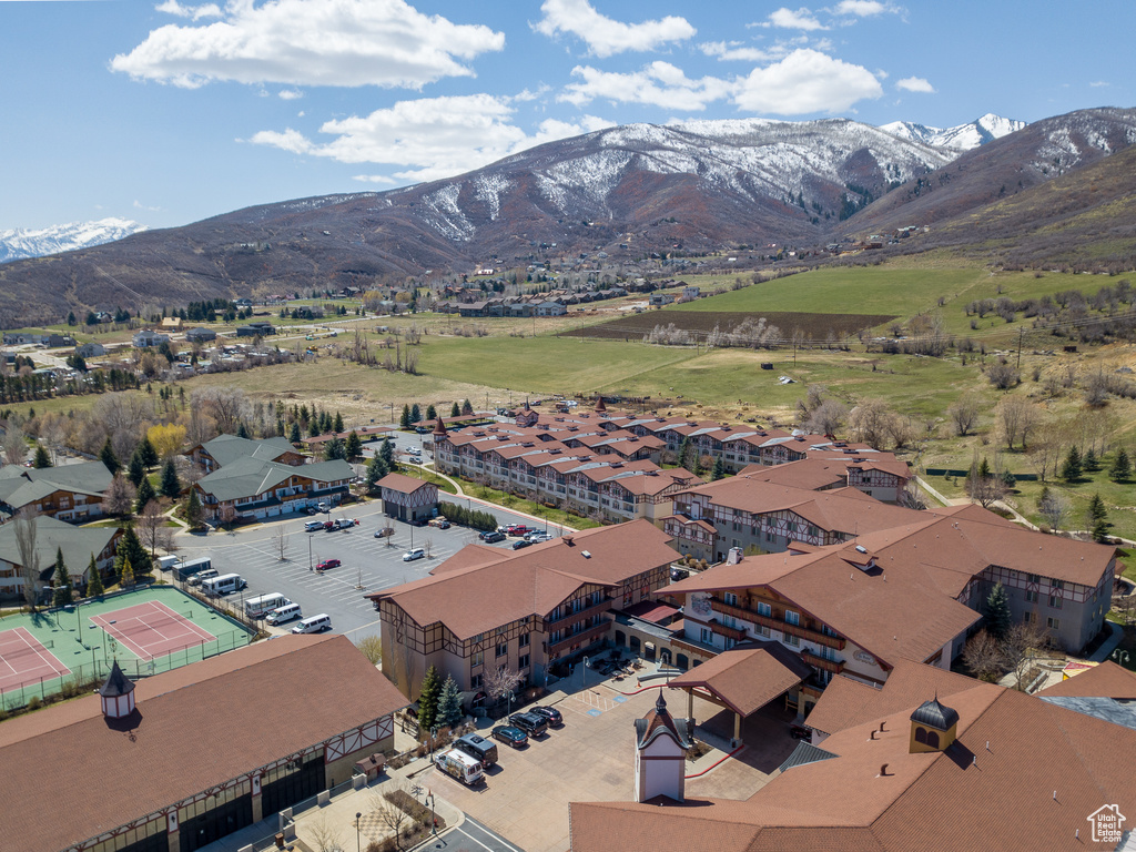 Bird's eye view of a mountainous background